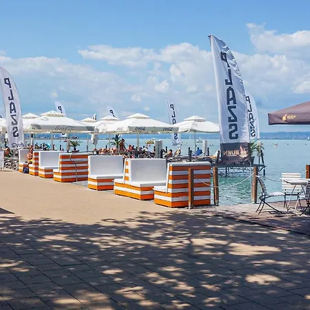 Stunning In W/ 1 Bedrooms * Siofok